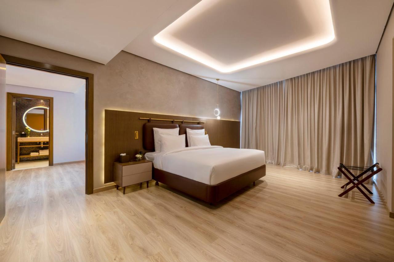 Movenpick Jumeirah Village Triangle 두바이 외부 사진 Suite